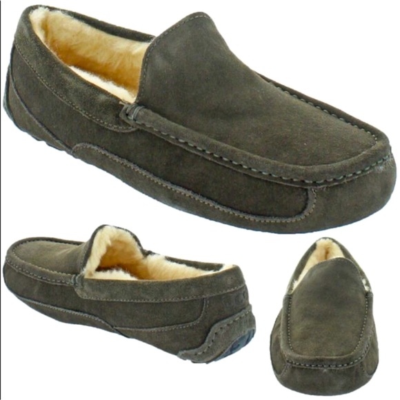 UGG Men's UGGpure Lining Ascot Slipper, Charcoal/Black Loafer - Picture 1 of 1